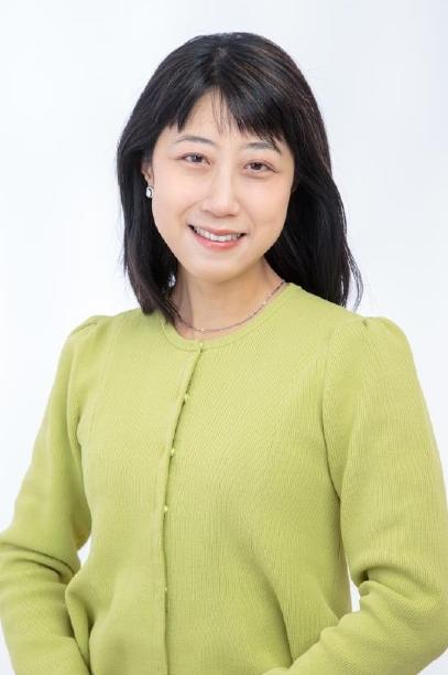 写真石束麻里子先生 pages to jpg 0001